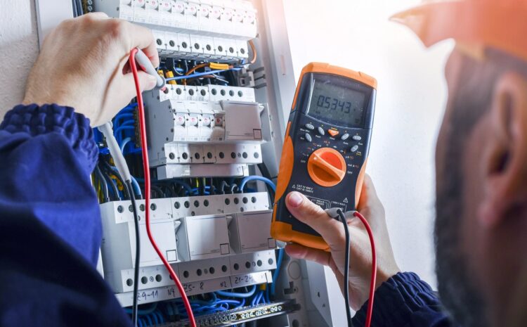  Comprendre l'impact et les sources des harmoniques dans une usine